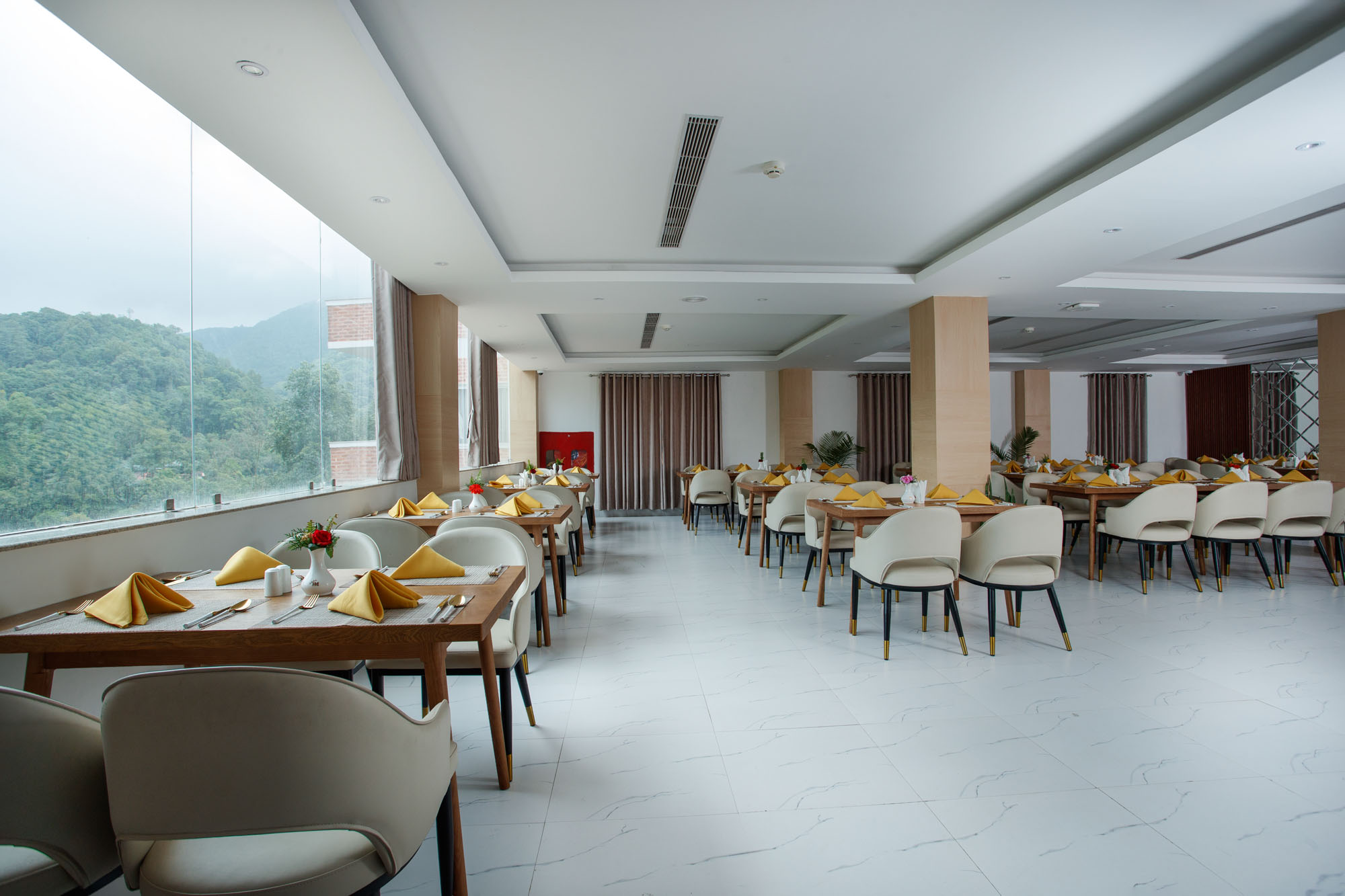 restaurant_GOR_0670 copy